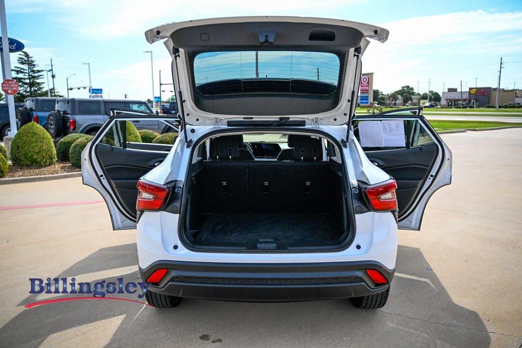 used 2024 Chevrolet Trax car, priced at $19,910