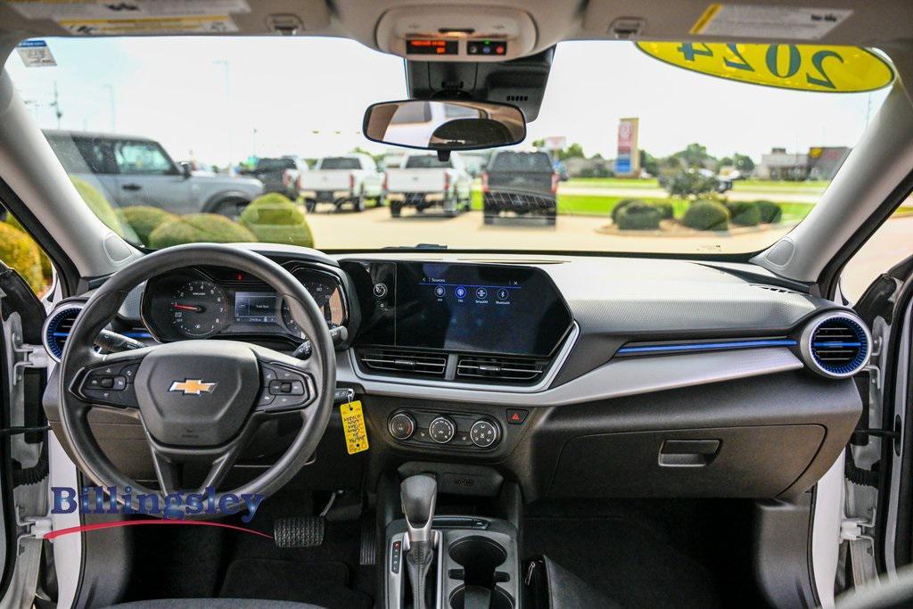 used 2024 Chevrolet Trax car, priced at $19,910