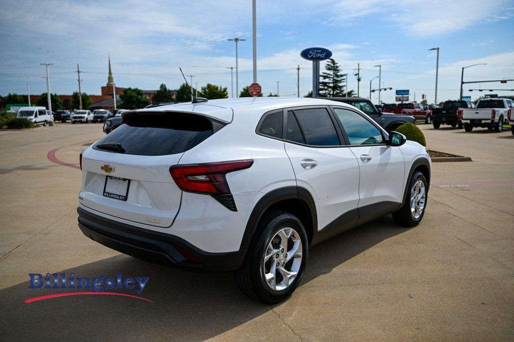 used 2024 Chevrolet Trax car, priced at $19,910