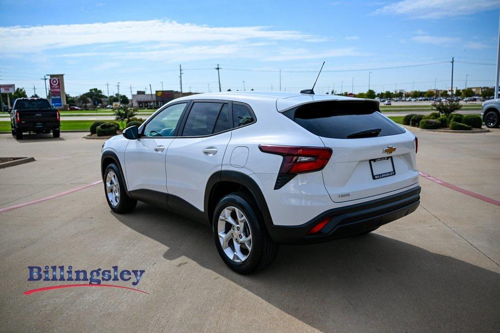 used 2024 Chevrolet Trax car, priced at $19,910