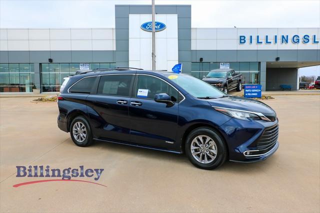 used 2021 Toyota Sienna car, priced at $39,980