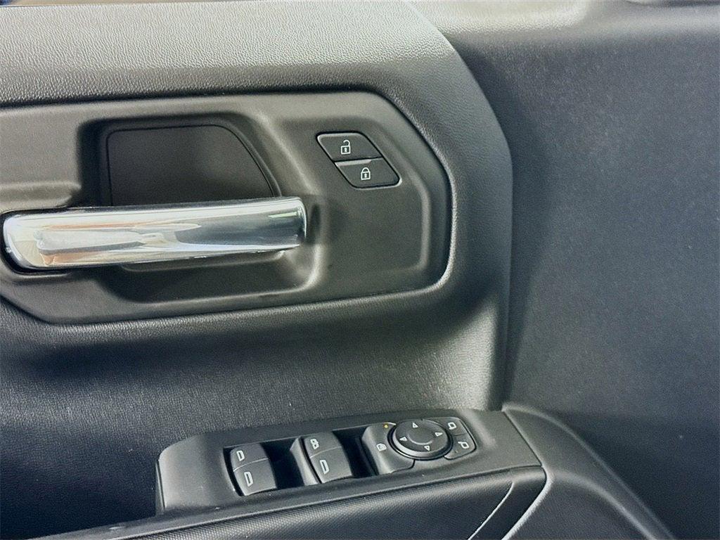 new 2026 GMC Sierra 1500 car, priced at $49,201