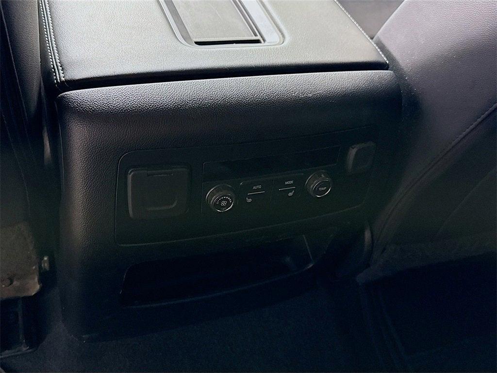 used 2020 GMC Yukon car, priced at $28,997