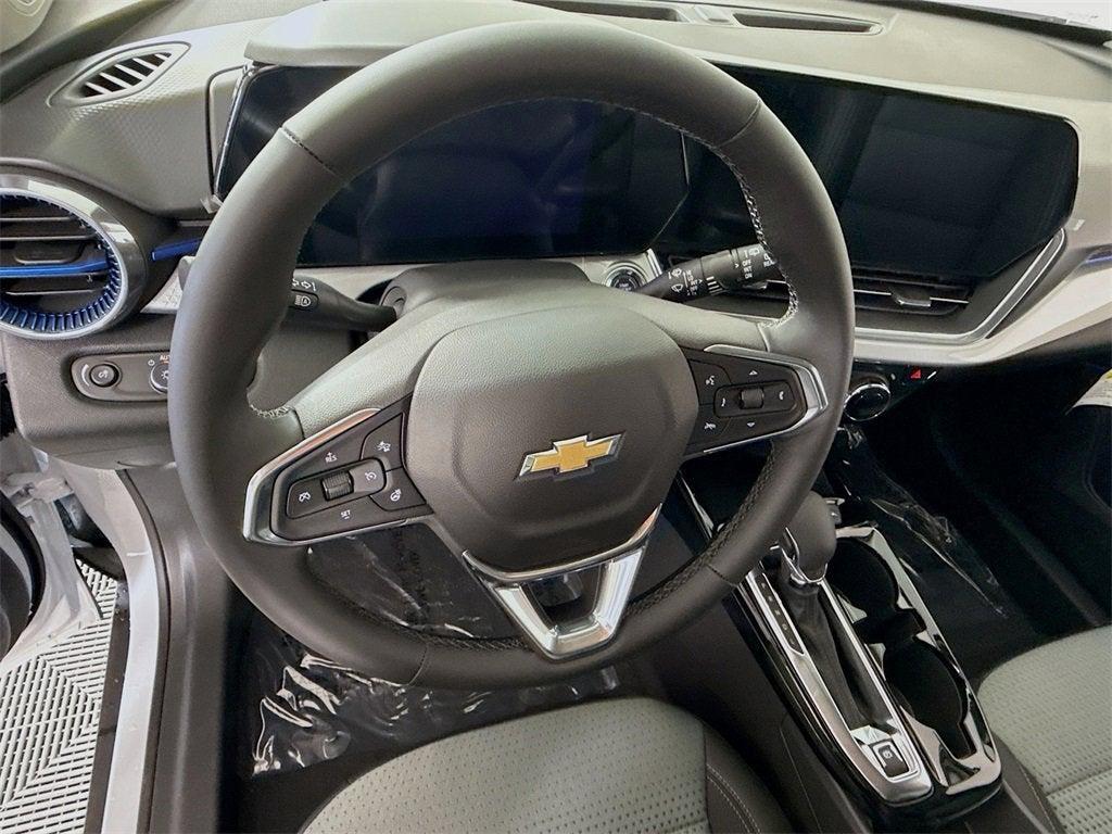 new 2025 Chevrolet Trax car, priced at $24,621