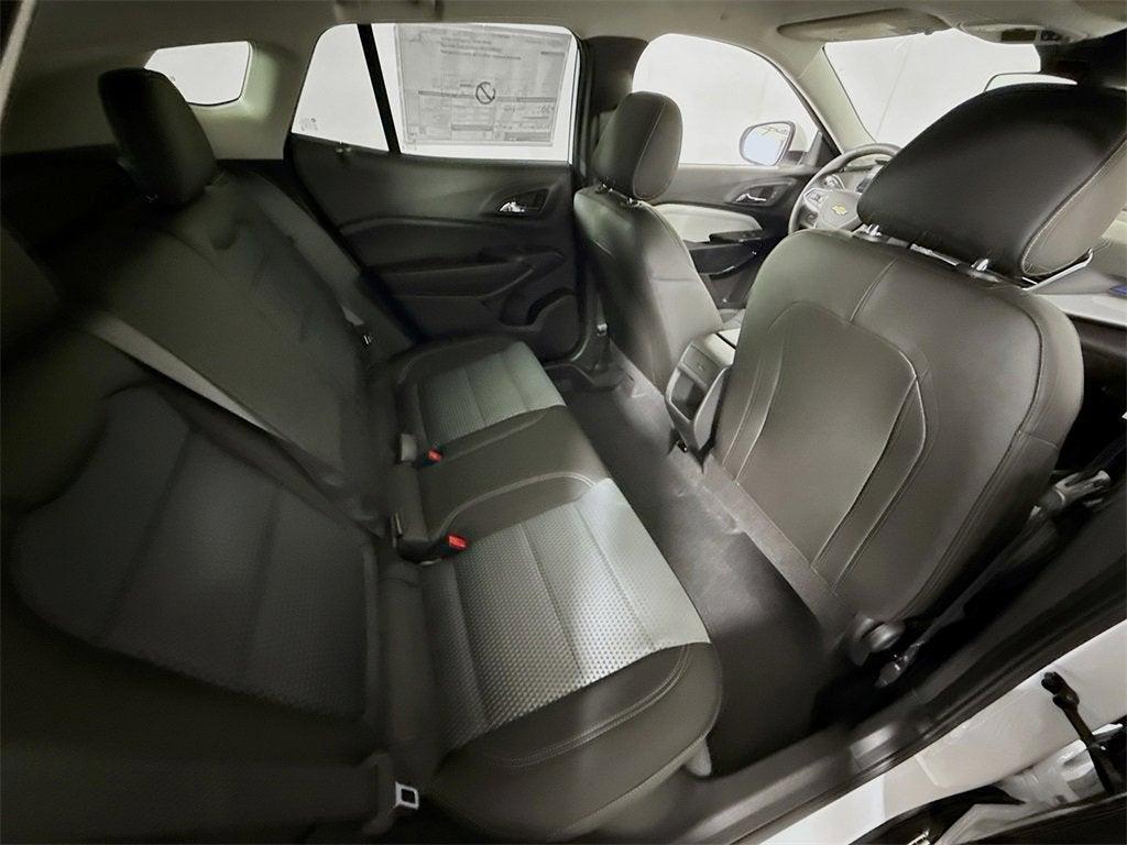new 2025 Chevrolet Trax car, priced at $24,621