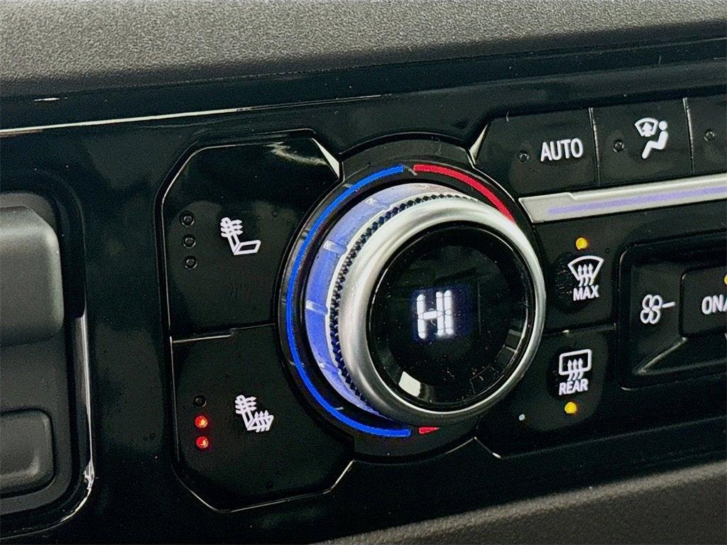 new 2025 GMC Sierra 1500 car, priced at $50,140