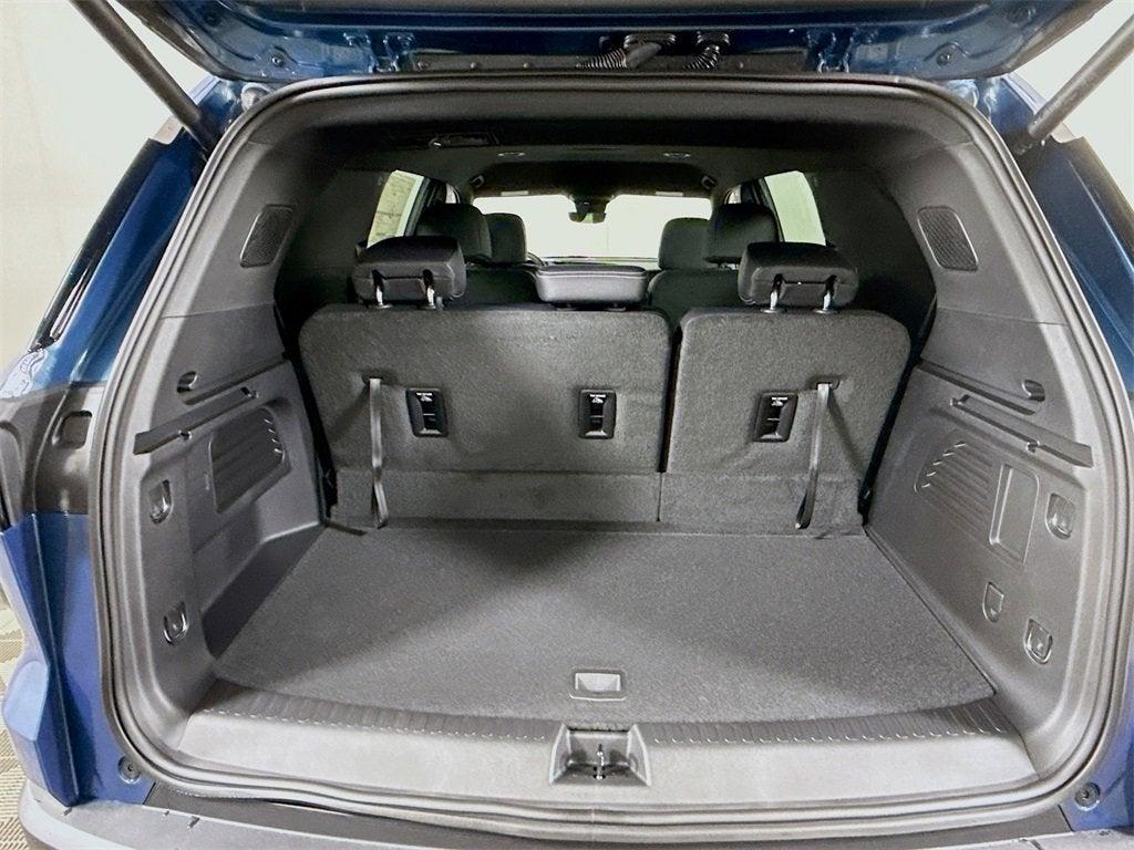 new 2026 Chevrolet Traverse car, priced at $45,351