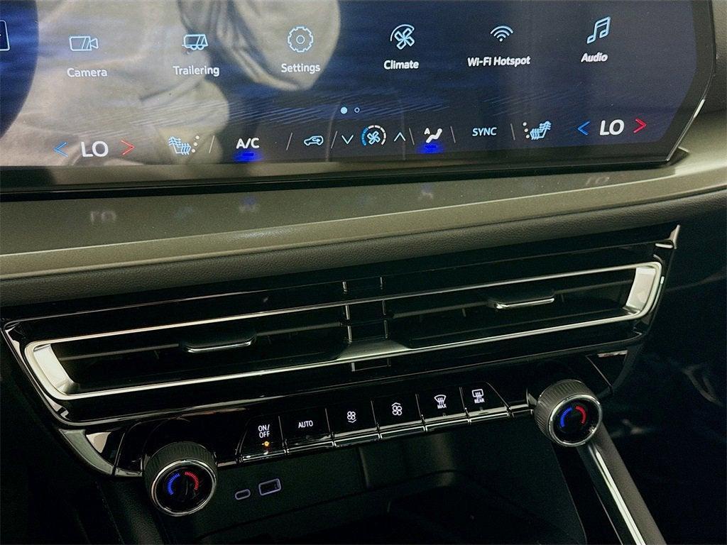 new 2026 Chevrolet Traverse car, priced at $45,351