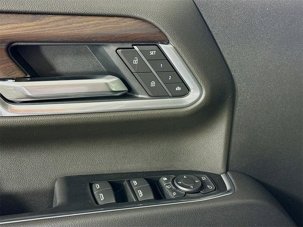 new 2026 GMC Sierra 2500 car, priced at $73,930