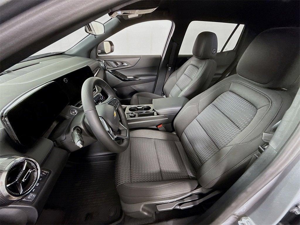 new 2026 Chevrolet Equinox car, priced at $31,118