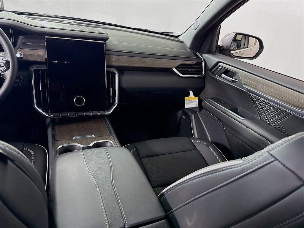 used 2025 GMC Acadia car, priced at $50,997