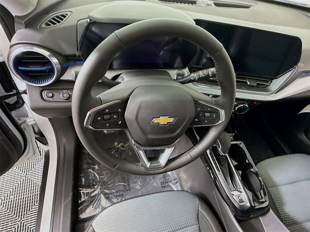 new 2025 Chevrolet Trax car, priced at $24,621