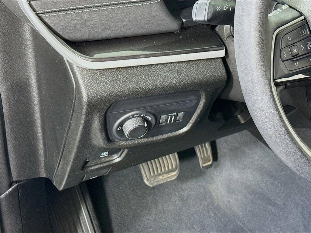 used 2023 Jeep Grand Cherokee L car, priced at $27,997