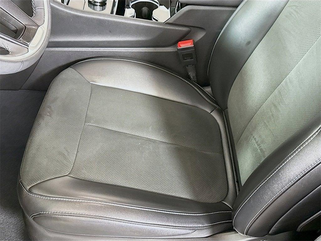 used 2023 Jeep Grand Cherokee L car, priced at $27,997