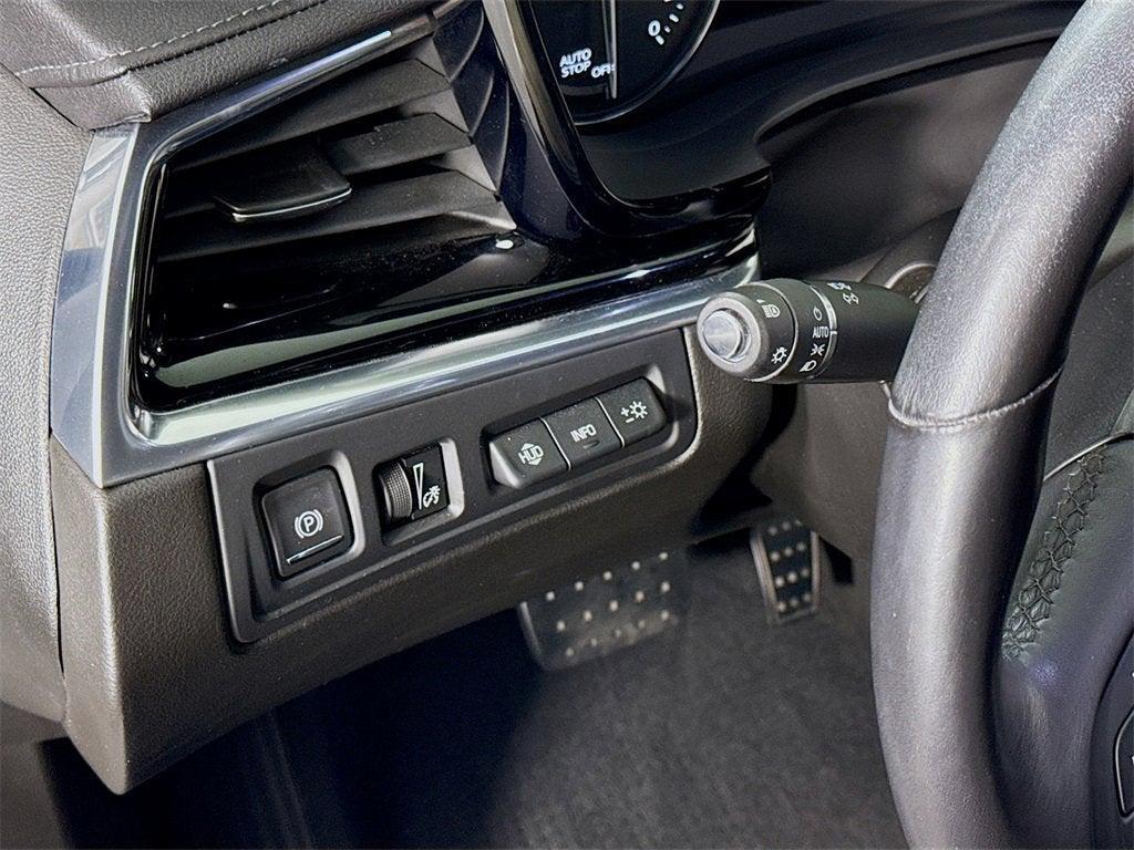 used 2020 Cadillac XT6 car, priced at $24,497