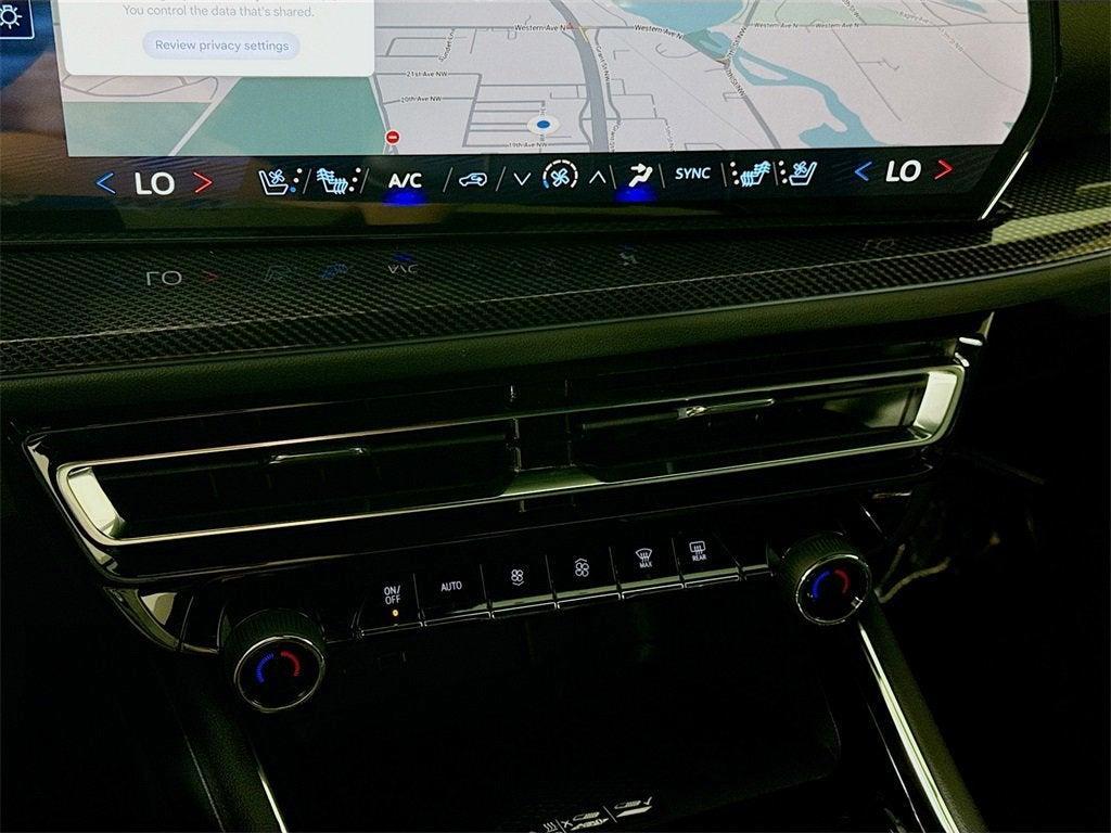 new 2026 Chevrolet Traverse car, priced at $56,847