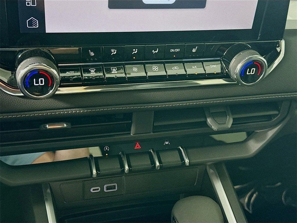 new 2025 Chevrolet Colorado car, priced at $40,954