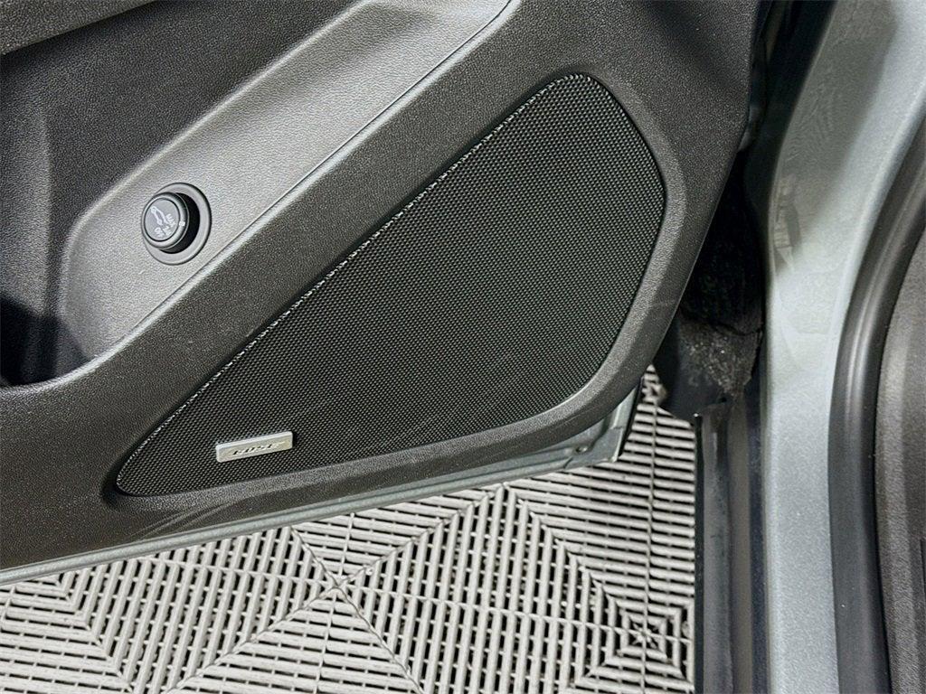 used 2023 Chevrolet Equinox car, priced at $26,997