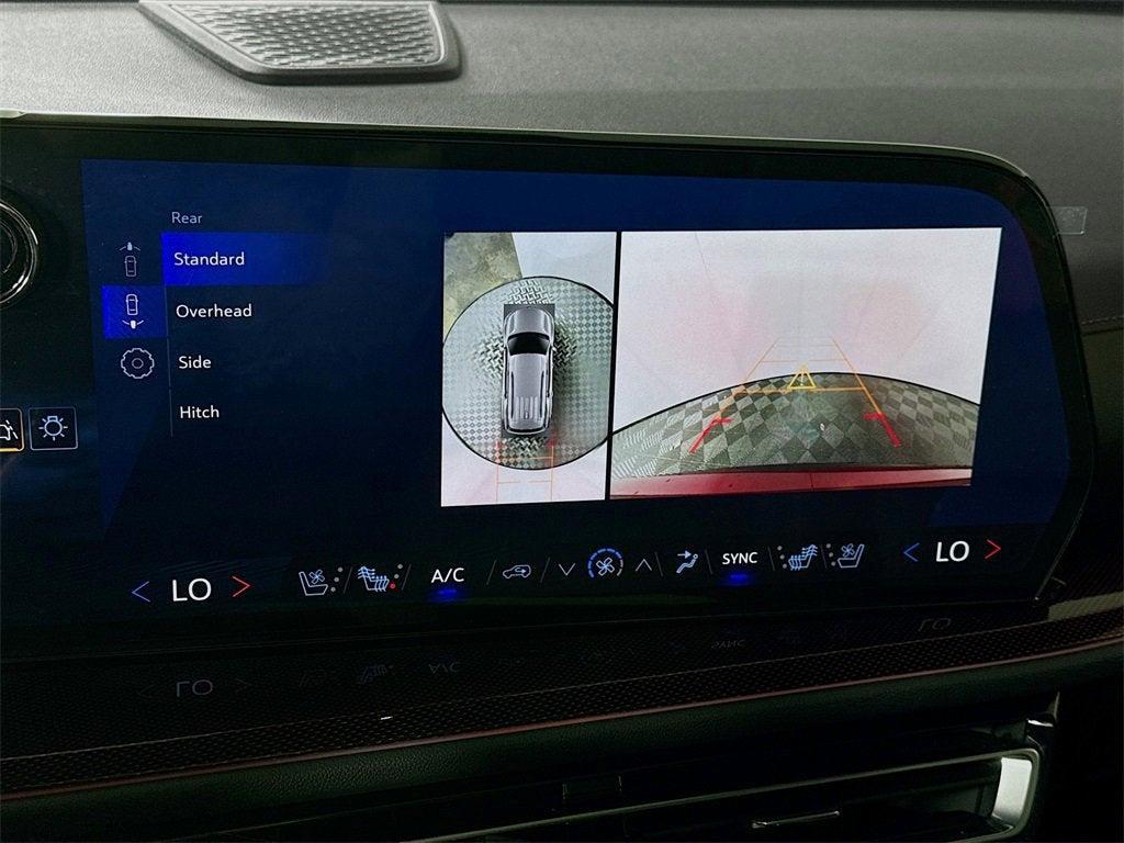 used 2024 Chevrolet Traverse car, priced at $50,997