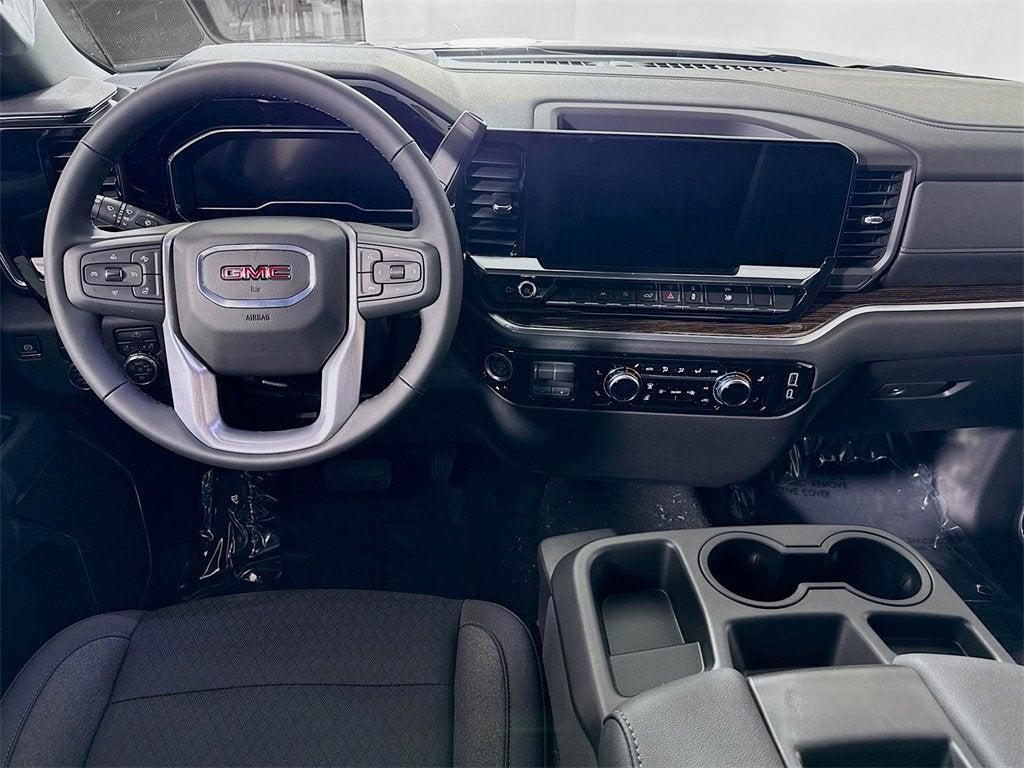 new 2025 GMC Sierra 1500 car, priced at $51,001