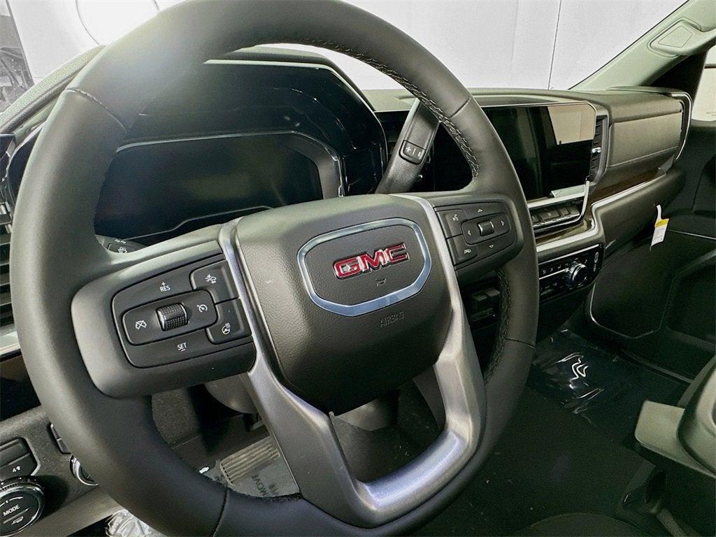 new 2025 GMC Sierra 1500 car, priced at $51,001