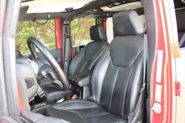 used 2015 Jeep Wrangler Unlimited car, priced at $23,495