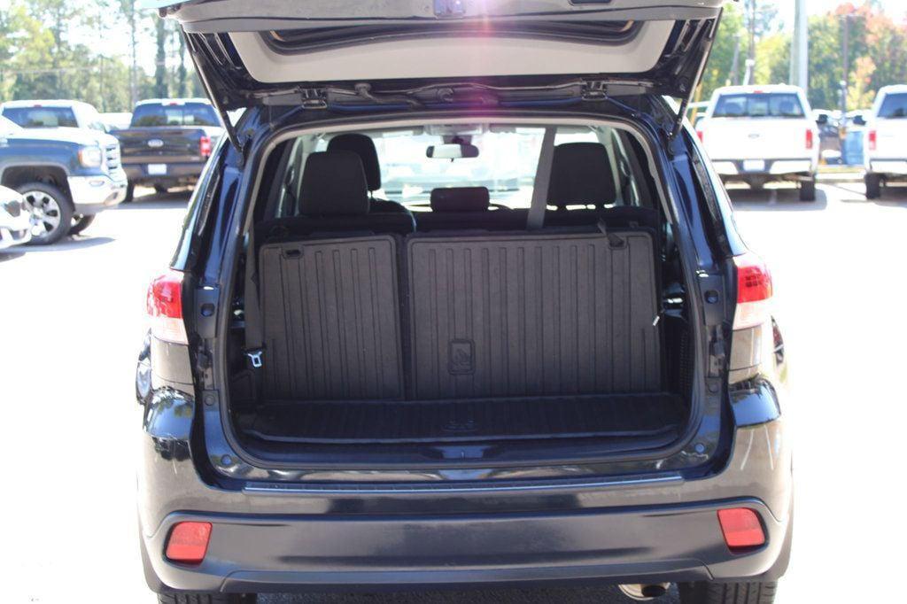 used 2018 Toyota Highlander car, priced at $19,695