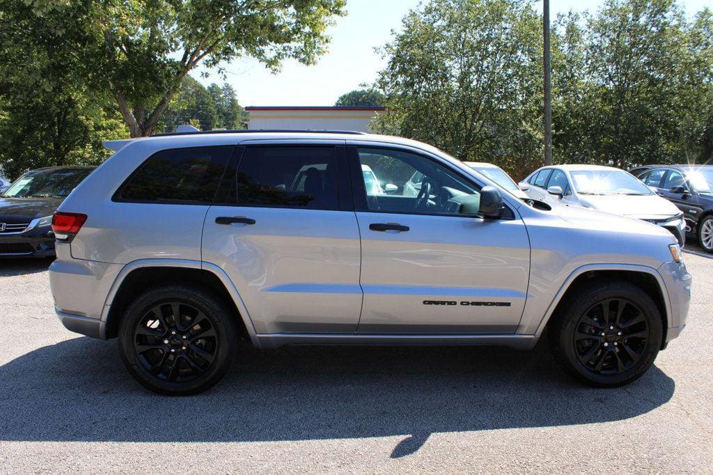 used 2017 Jeep Grand Cherokee car, priced at $12,495