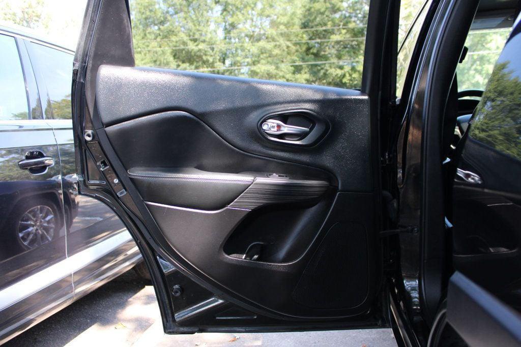 used 2015 Jeep Cherokee car, priced at $9,450