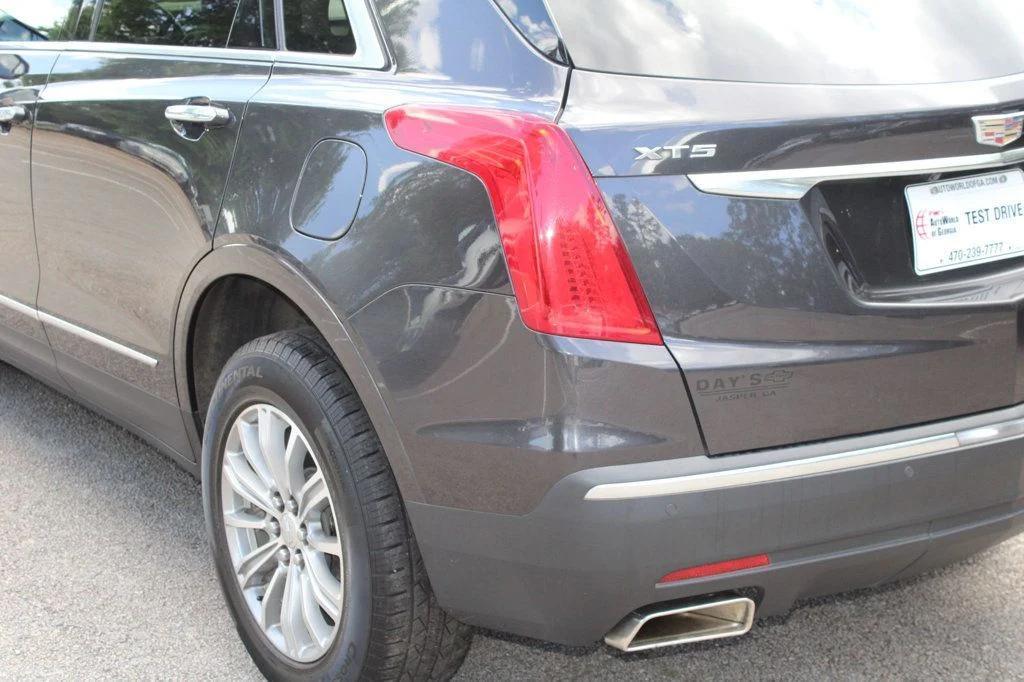 used 2017 Cadillac XT5 car, priced at $9,950