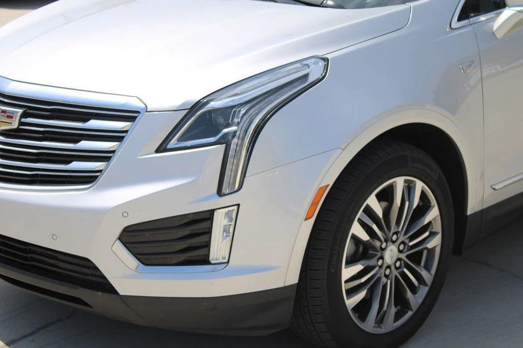 used 2017 Cadillac XT5 car, priced at $10,995