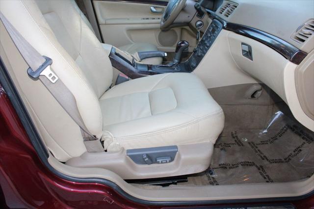 used 2003 Volvo S80 car, priced at $4,395