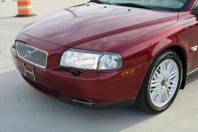 used 2003 Volvo S80 car, priced at $4,895