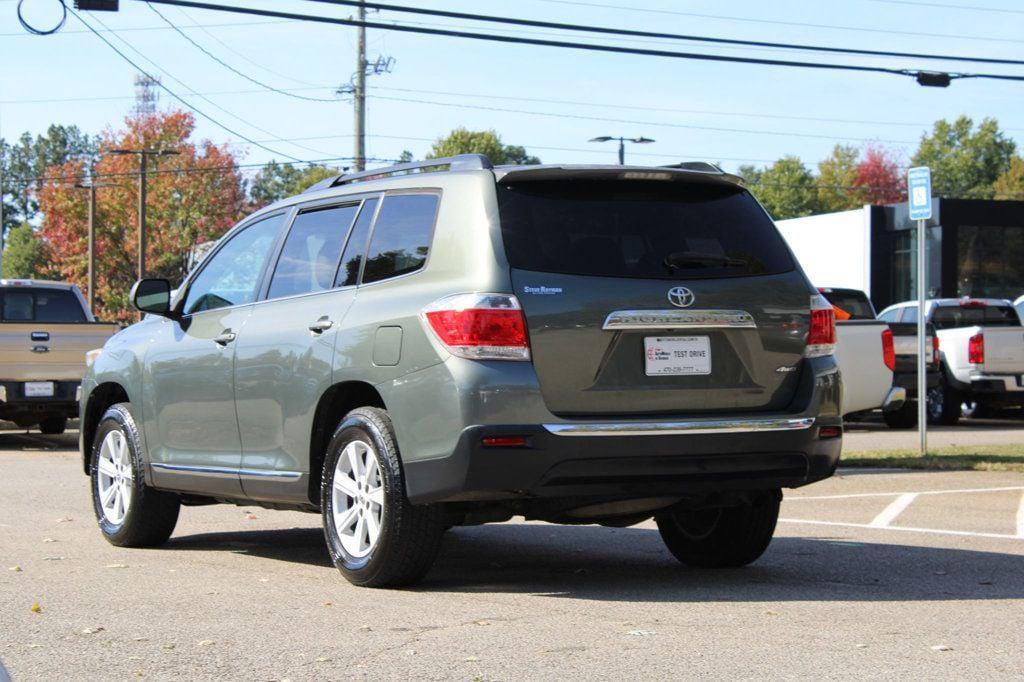 used 2013 Toyota Highlander car, priced at $9,450