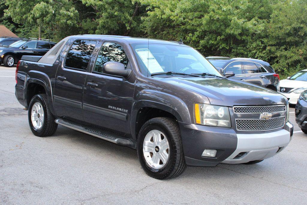 used 2010 Chevrolet Avalanche car, priced at $11,995
