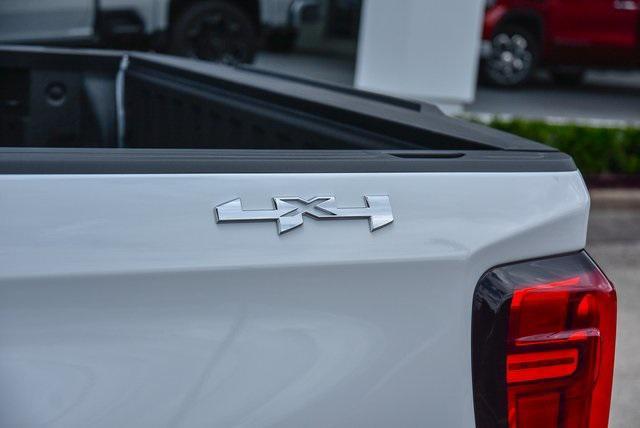 new 2025 GMC Sierra 1500 car, priced at $57,171