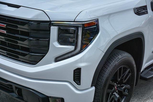 new 2025 GMC Sierra 1500 car, priced at $57,171