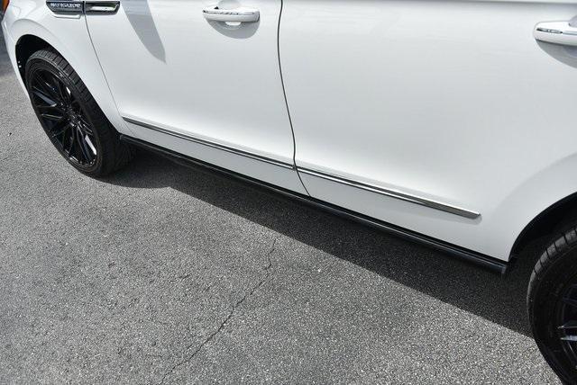 used 2022 Lincoln Navigator car, priced at $68,749