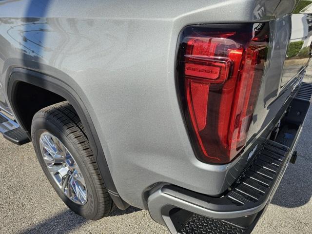 new 2026 GMC Sierra 1500 car, priced at $70,904