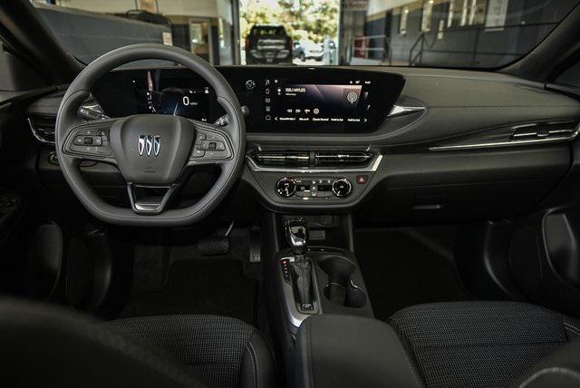 new 2025 Buick Envista car, priced at $24,085