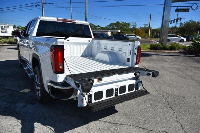 new 2025 GMC Sierra 1500 car, priced at $64,300