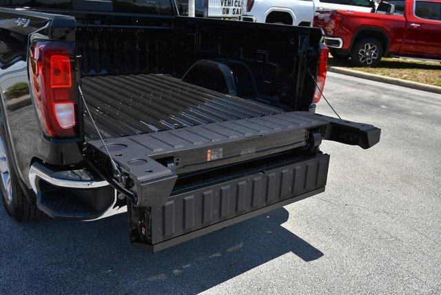 new 2025 GMC Sierra 1500 car, priced at $57,555