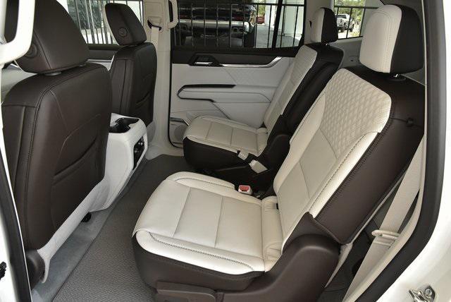 new 2025 GMC Acadia car, priced at $59,384