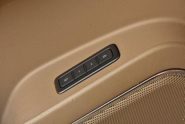 used 2019 GMC Yukon XL car, priced at $23,986