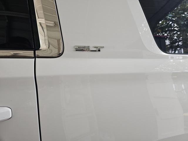 used 2019 GMC Yukon XL car, priced at $25,900