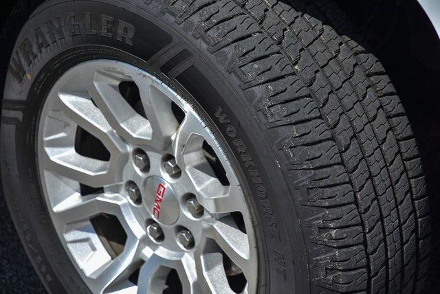 used 2019 GMC Yukon XL car, priced at $23,986