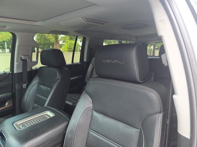used 2019 GMC Yukon XL car, priced at $34,900