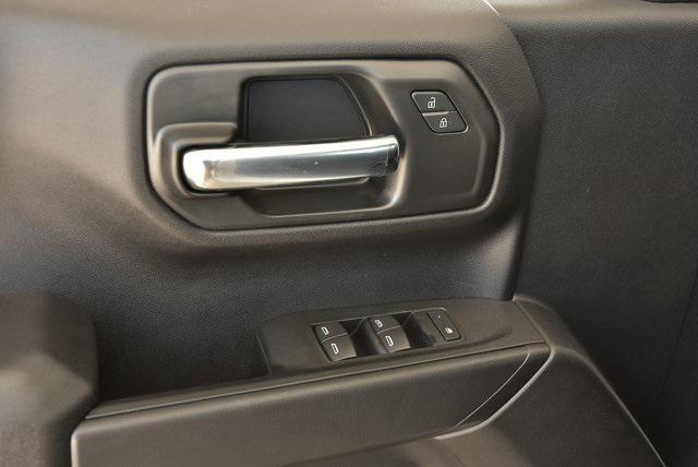 new 2026 GMC Sierra 1500 car, priced at $44,353