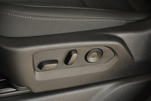 new 2025 GMC Sierra 1500 car, priced at $51,621