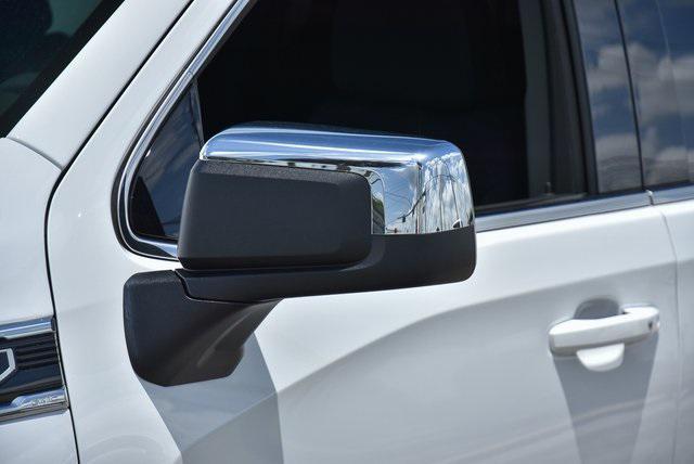 new 2025 GMC Sierra 1500 car, priced at $51,621
